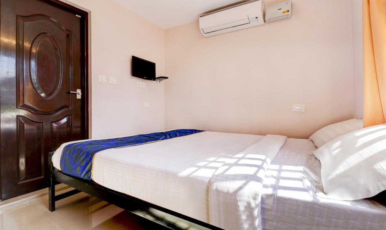 Hôtel Tri-Star Presidency Cochin à Kochi Extérieur photo