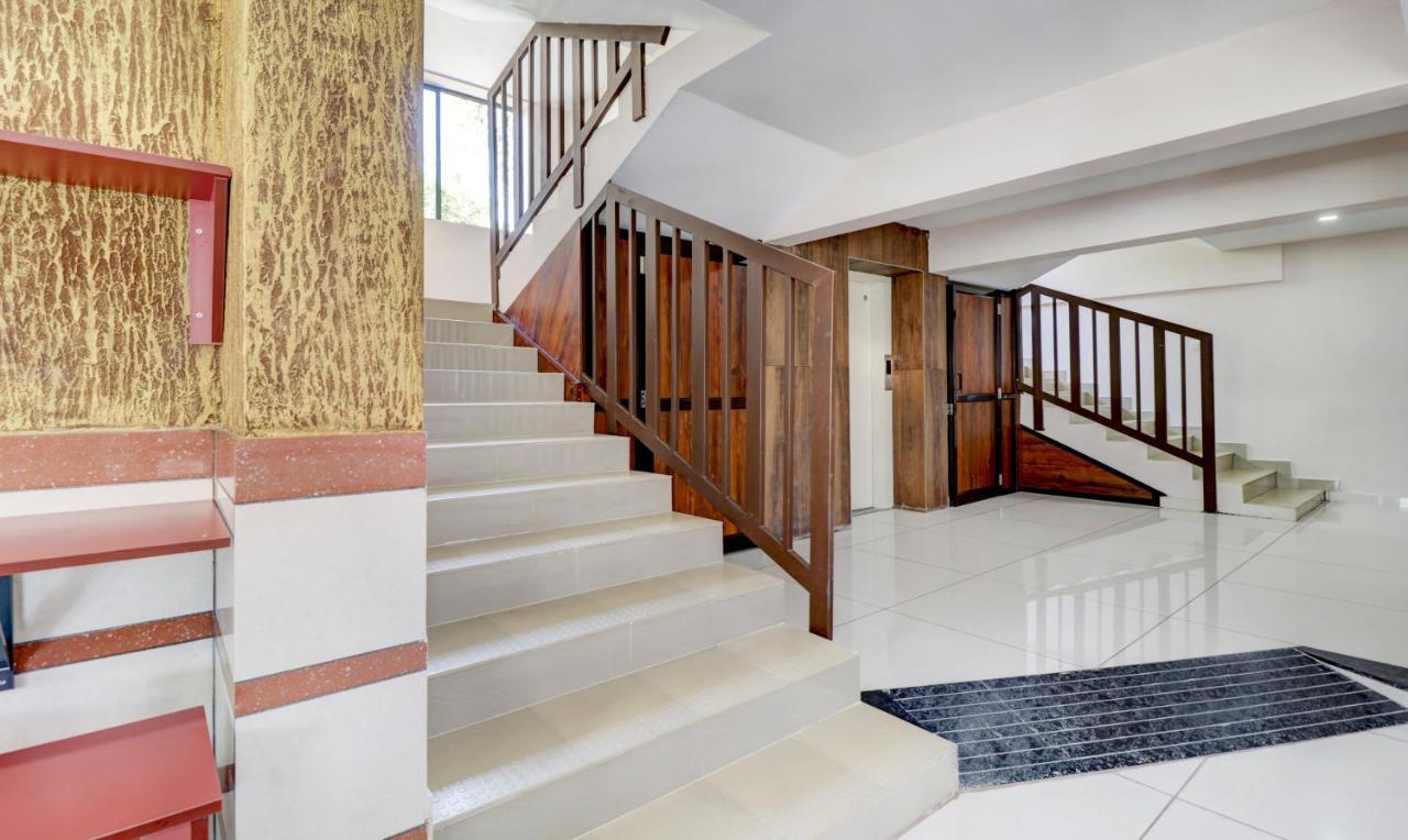 Hôtel Tri-Star Presidency Cochin à Kochi Extérieur photo